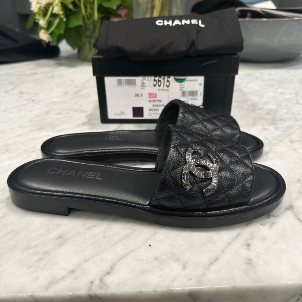 Chanel New black shiny calf skin and metal mule slide size 39.5 - Picture 2 of 7